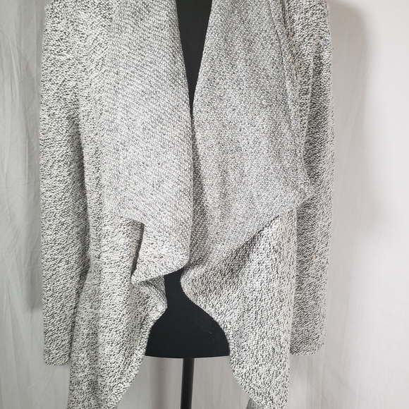 BNCI BY BLANC NOIR GRAY BLEND WATERFALL CARDIGAN SZ M - Picture 4 of 9